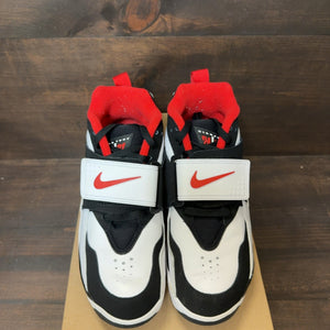 Nike Air Diamond Turf 49ers (2025) Size 8 (Pre-Owned) - Image 3