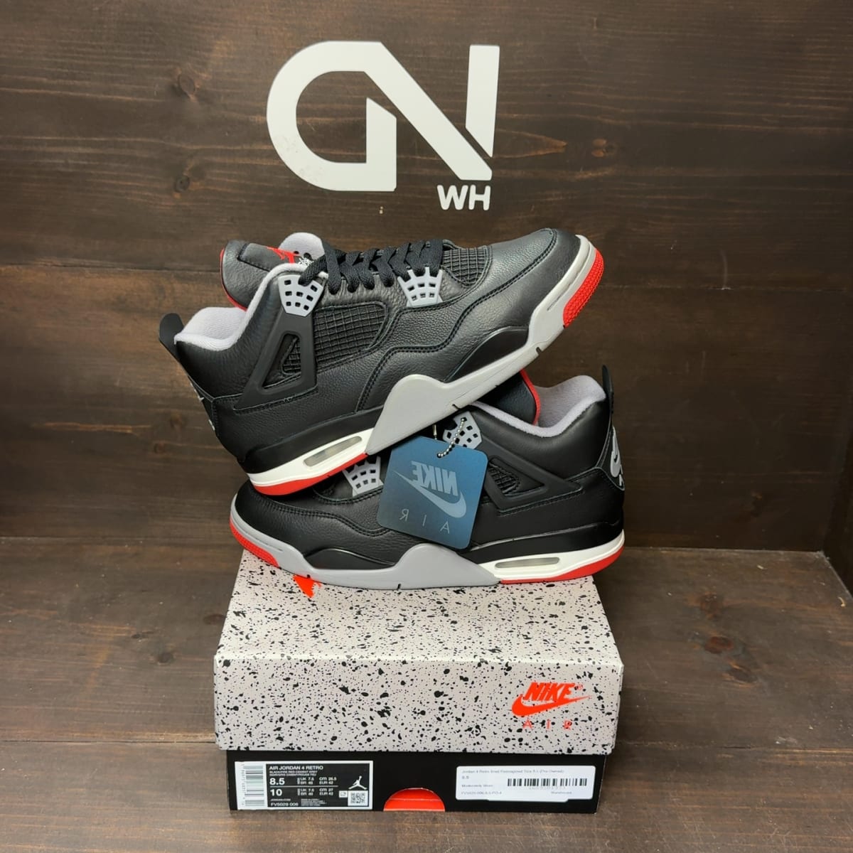 Jordan 4 Retro Bred Reimagined Size 8.5 (Pre-Owned) - front