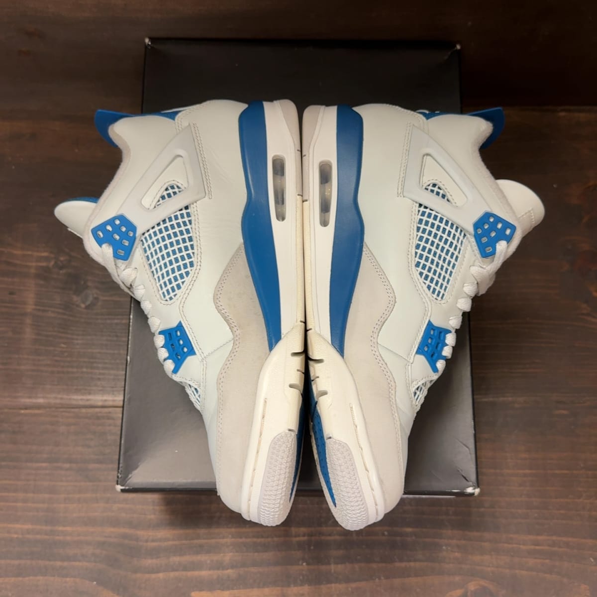 Jordan 4 Retro Military Blue (2024) Size 8.5 (Pre-Owned) - aux