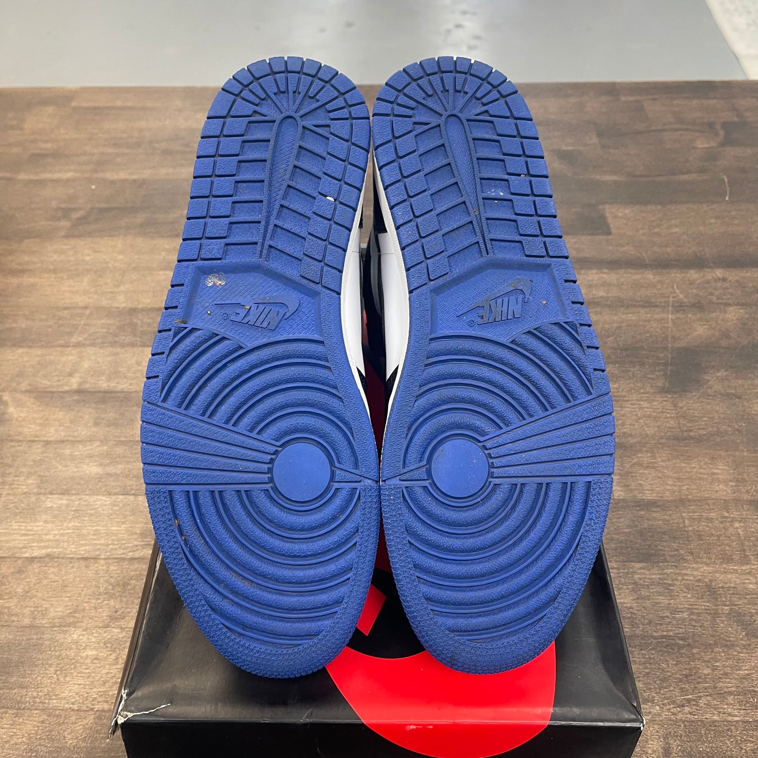 Royal Toe Jordan 1 High (USED)
