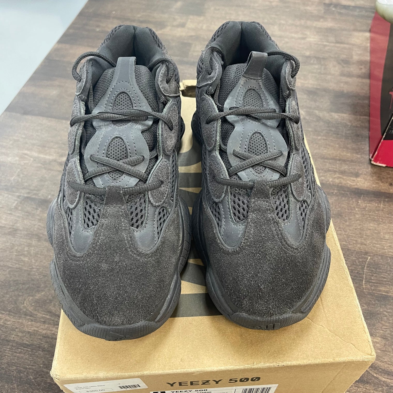 Utility Black Yeezy 500 (USED)