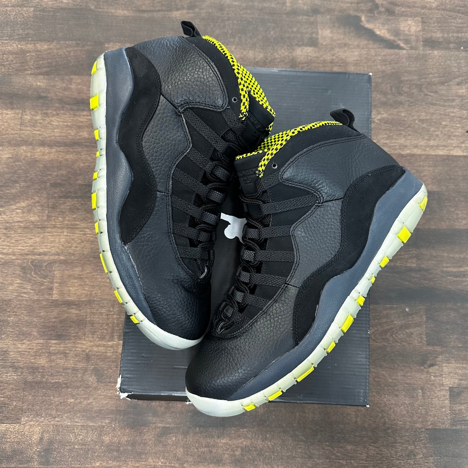 Air Jordan 10 Venom Green (Used)