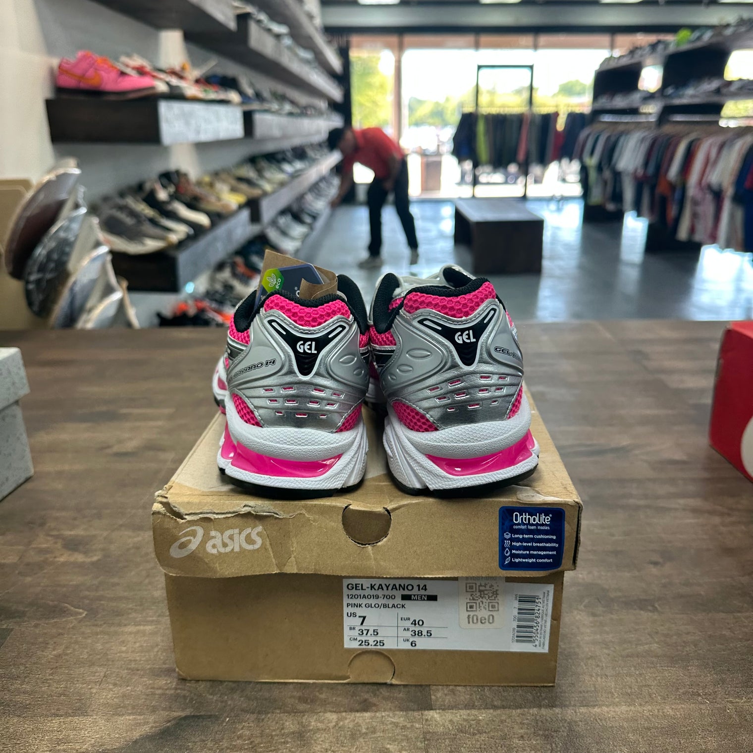 Pink Glo ASICS Gel-Kayano (Like New)