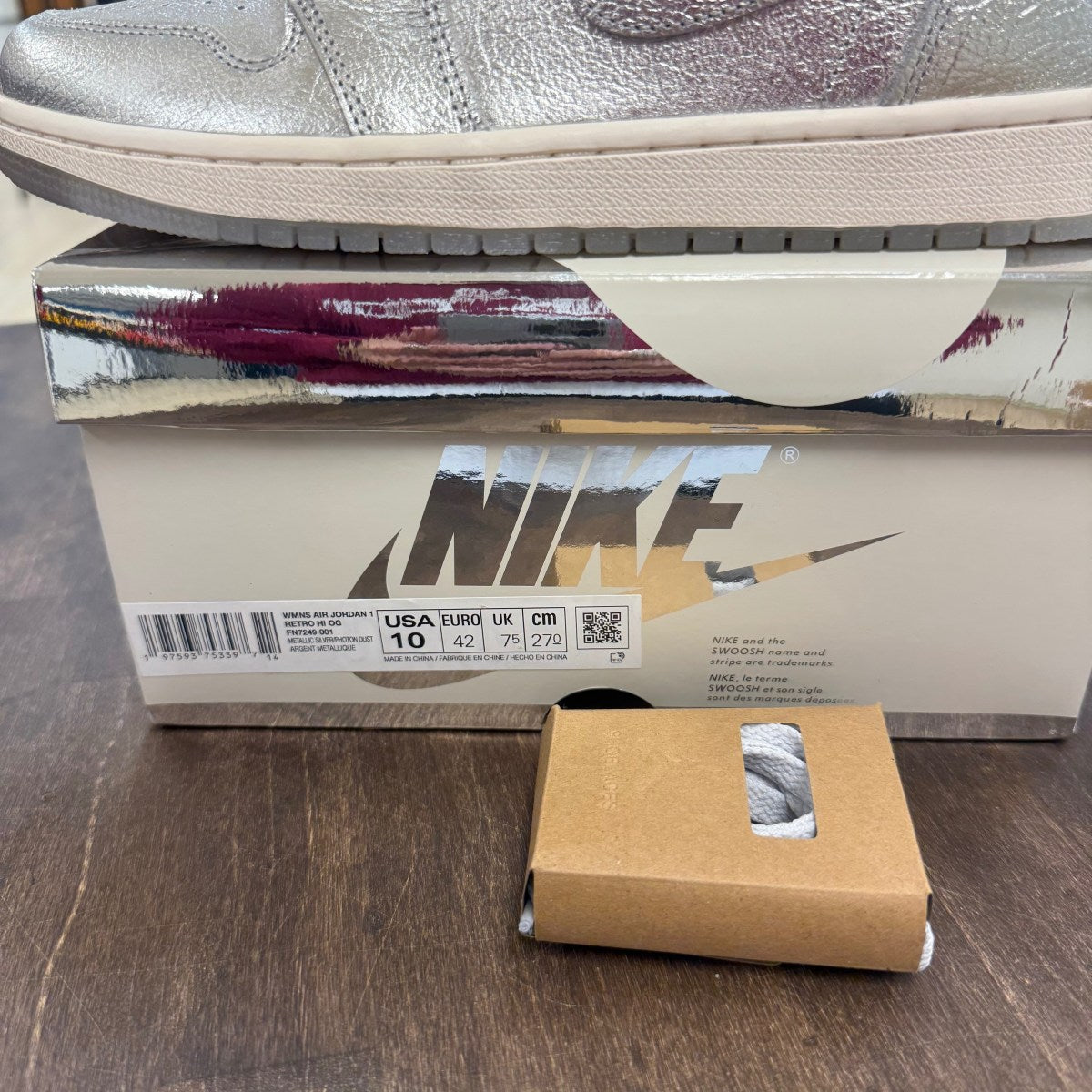 Jordan 1 Retro High OG Chrome (Women's) - Image 6