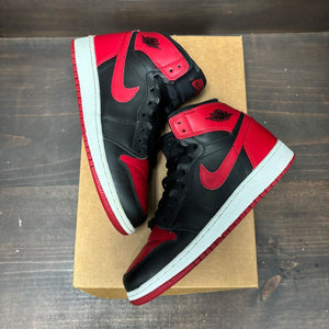 Jordan 1 Retro Bred (2013) (GS) Size 5.5Y (Pre-Owned) - side