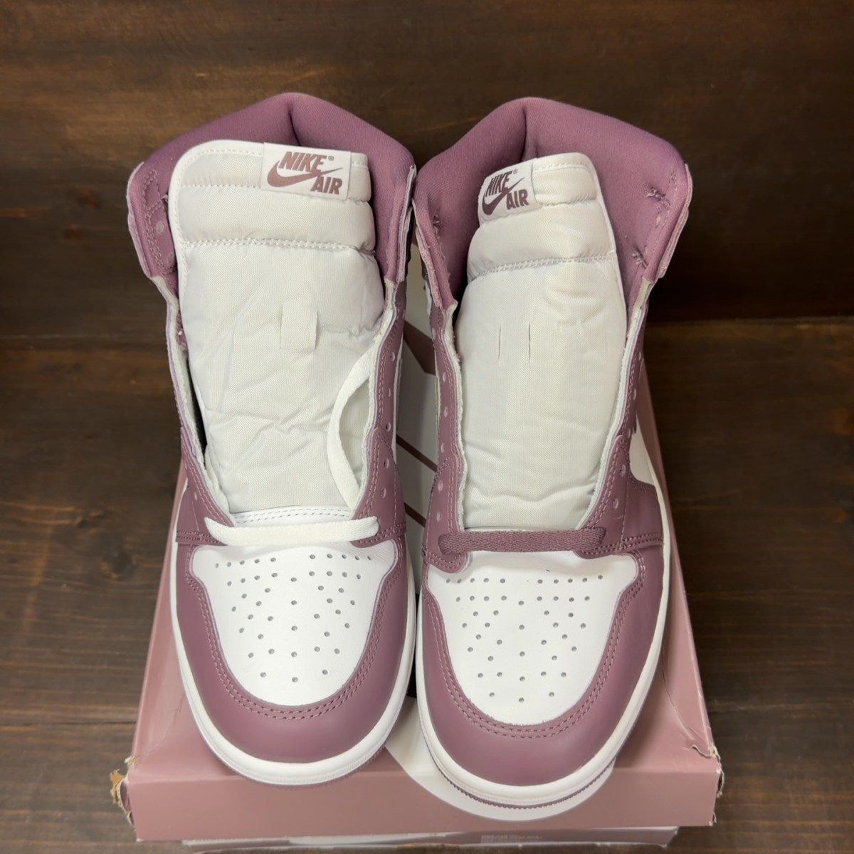 Jordan 1 Retro High OG Mauve Size 10 - Image 3
