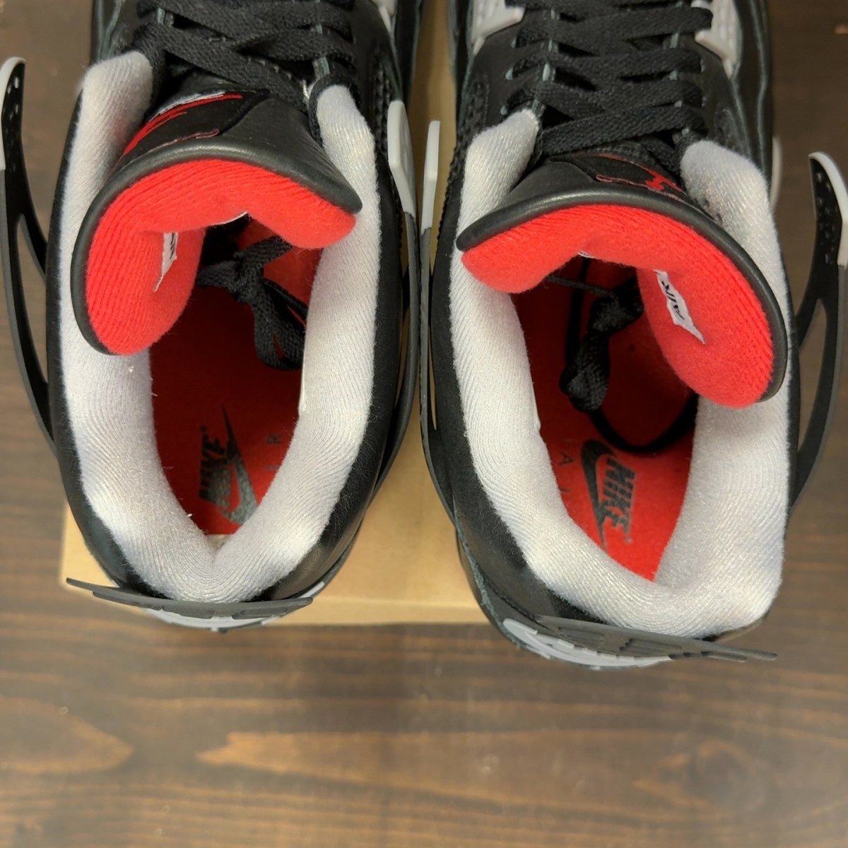 Jordan 4 Retro Bred Reimagined Size 14 (Pre-Owned) - Image 6