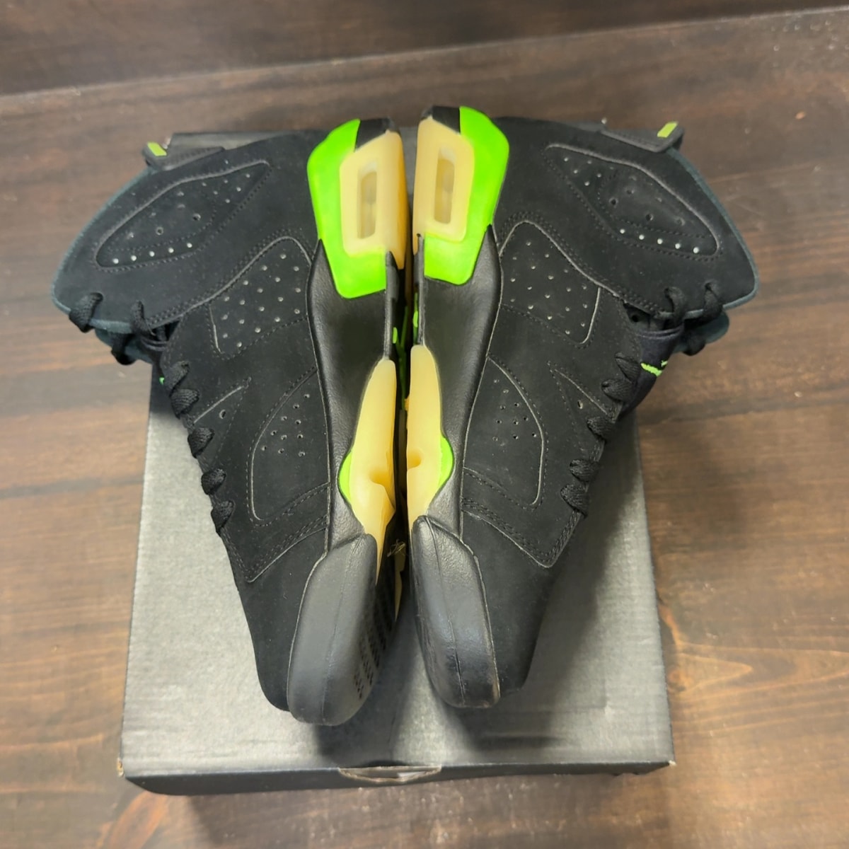 Jordan 6 Retro Electric Green (GS) - Image 4