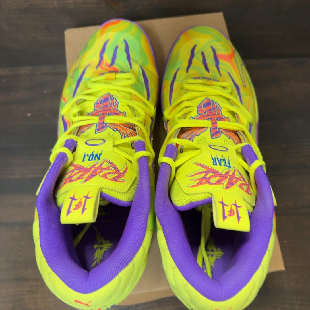 Puma LaMelo Ball MB.03 Spark Size 13 (Pre-Owned) - Image 5