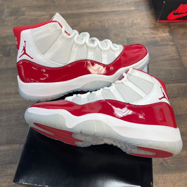 Jordan 11 Retro Cherry (USED)