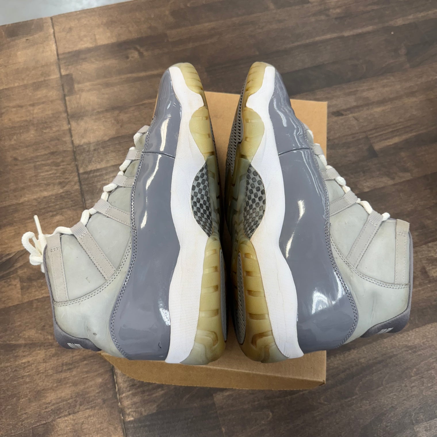 Cool Grey Jordan 11 (USED,No Box)