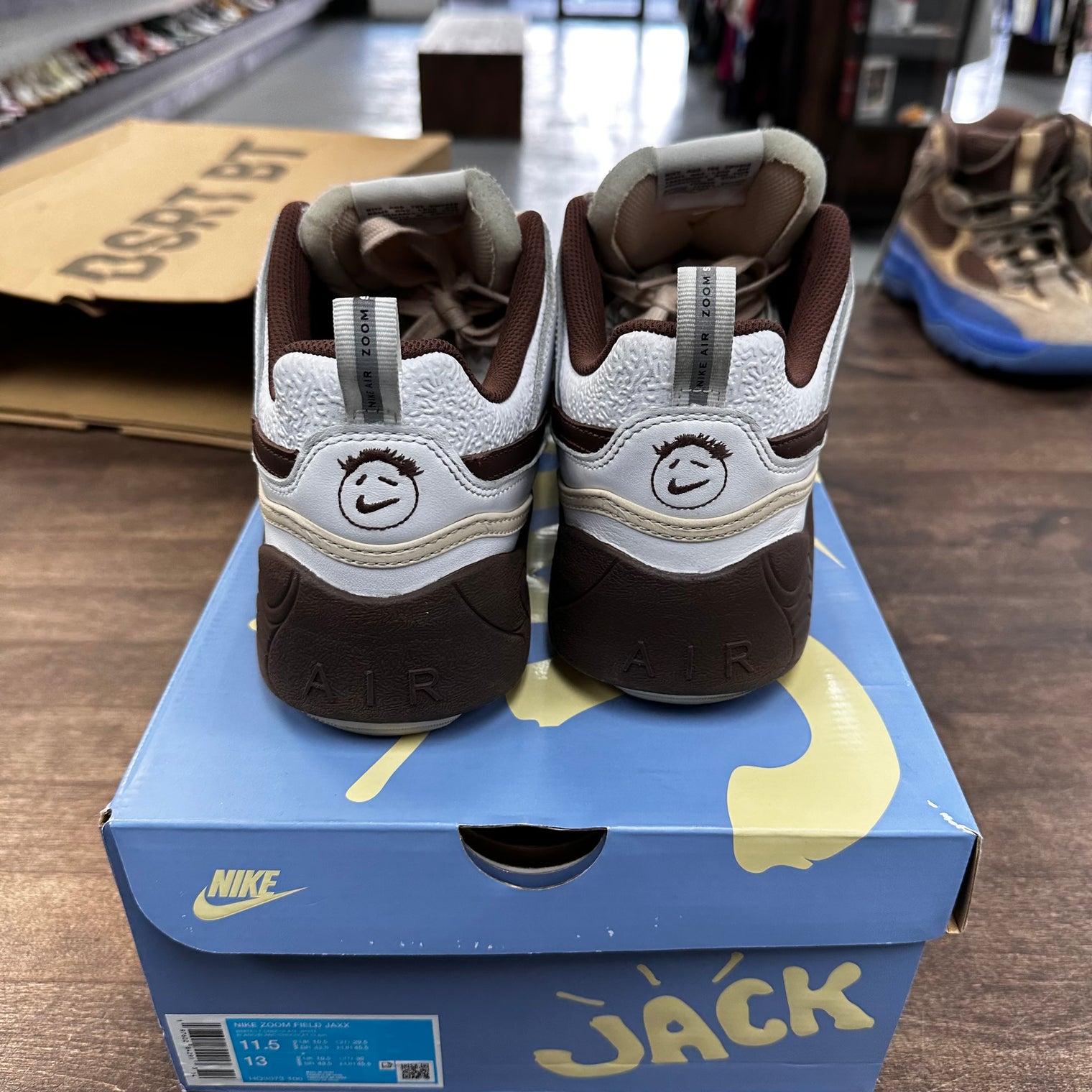 Chocolate Travis Scott Nike Zoom Field Jaxx (USED)