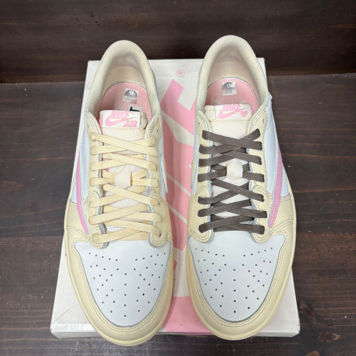 Jordan 1 Retro Low OG SP Travis Scott Shy Pink - Image 3
