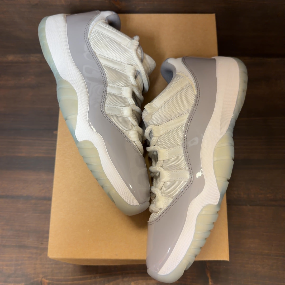 Jordan 11 Retro Low Cement Grey Size 7 (Pre-Owned) - Image 2