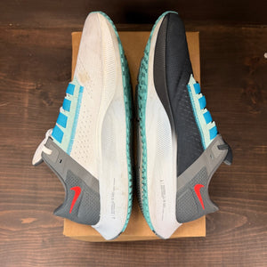 Nike Air Zoom Pegasus 38 LE Greedy Size 12 (Pre-Owned) - Image 6