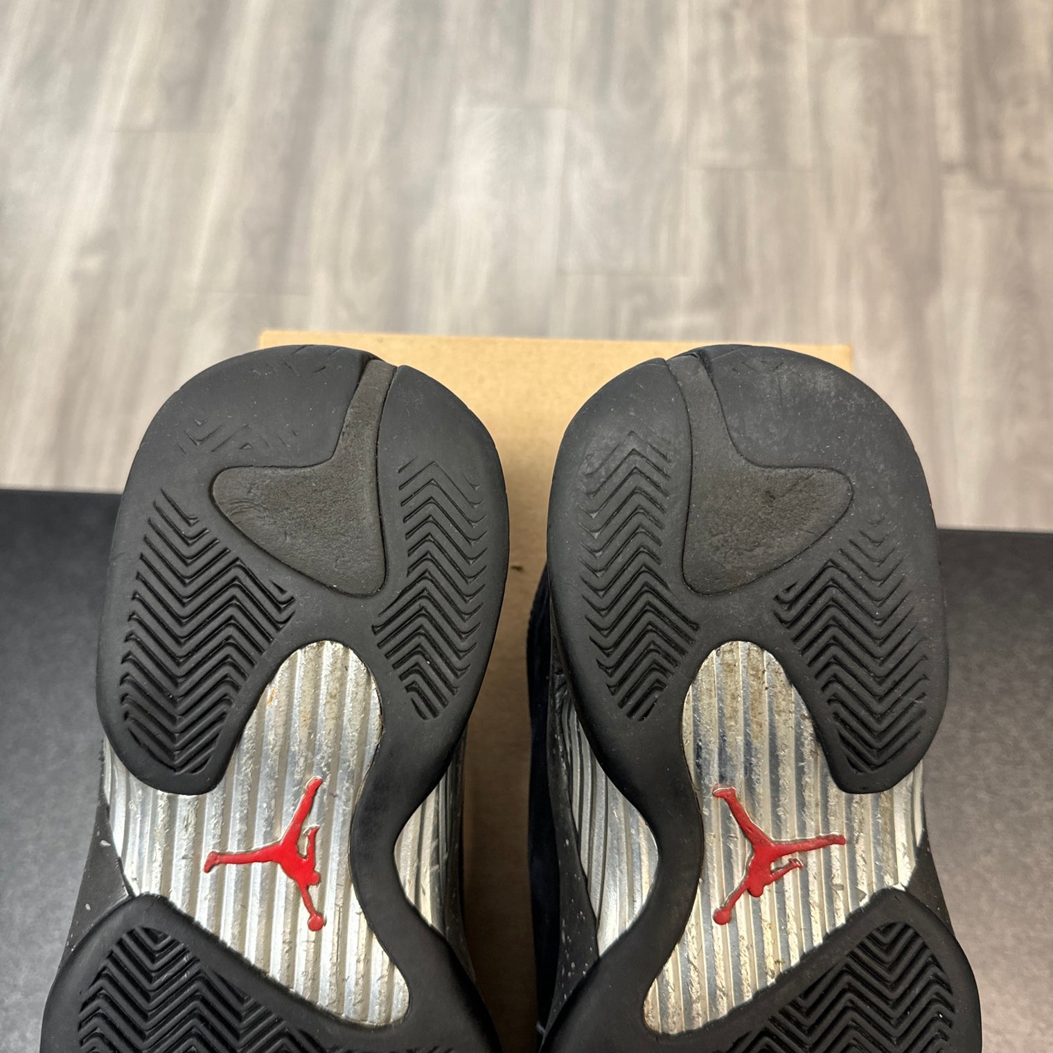 Lipstick Jordan 14 (USED, No Box, No Insoles)