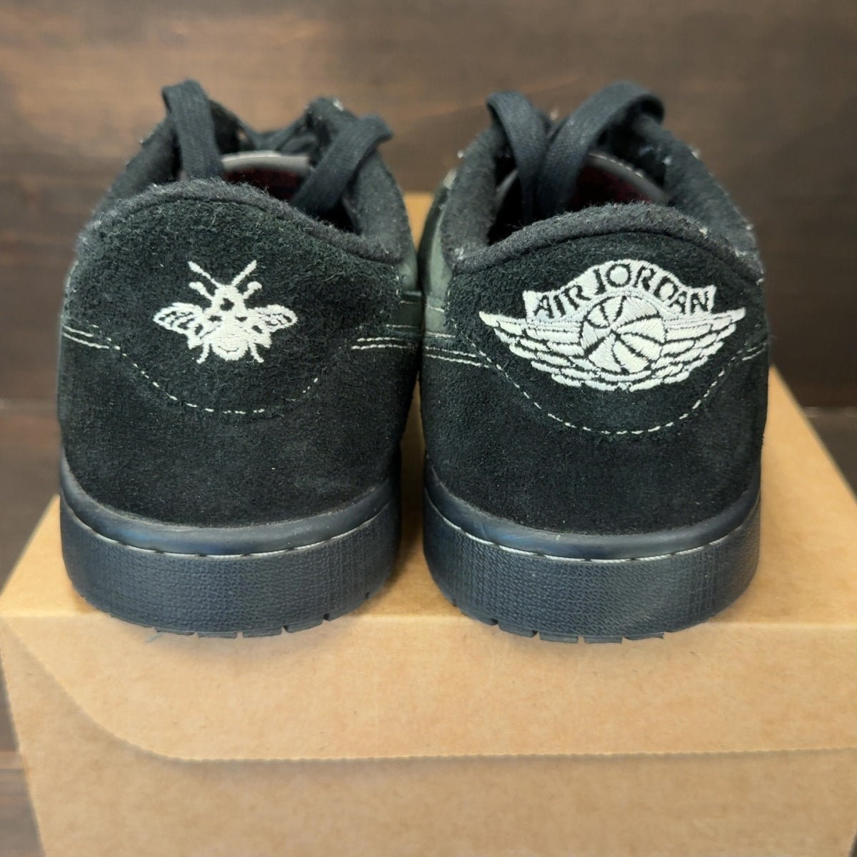 Jordan 1 Retro Low OG SP Travis Scott Black Phantom Size 11.5 (Pre-Owned) - Image 5
