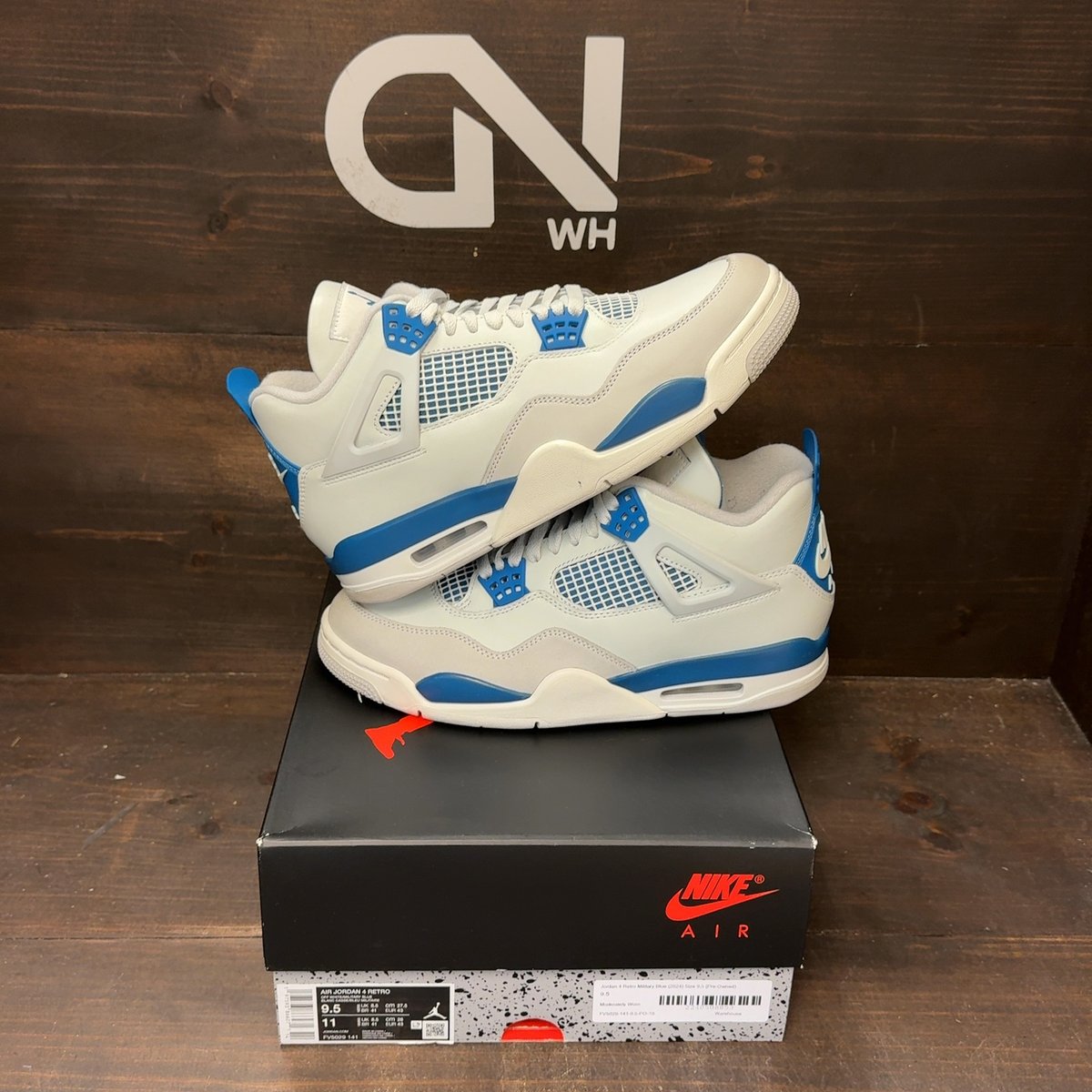 Jordan 4 Retro Military Blue (2024) Size 9.5 (Pre-Owned) - front