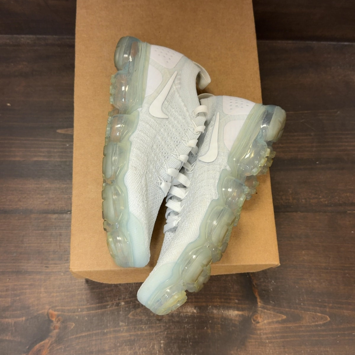 Nike Air VaporMax 2 White Pure Platinum (Women's) Size 7W (Pre-Owned) - Image 2