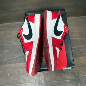 Jordan 1 Retro Low Chicago (2016) - Image 3