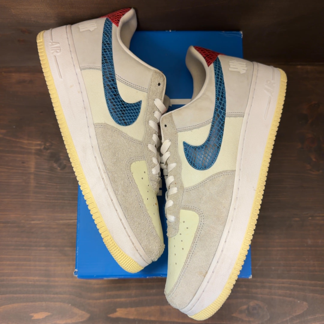 Nike Air Force 1 Low SP Undefeated 5 On It Dunk vs. AF1 - Image 2