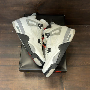 Jordan 4 Retro White Cement (2025) (GS) - Image 2