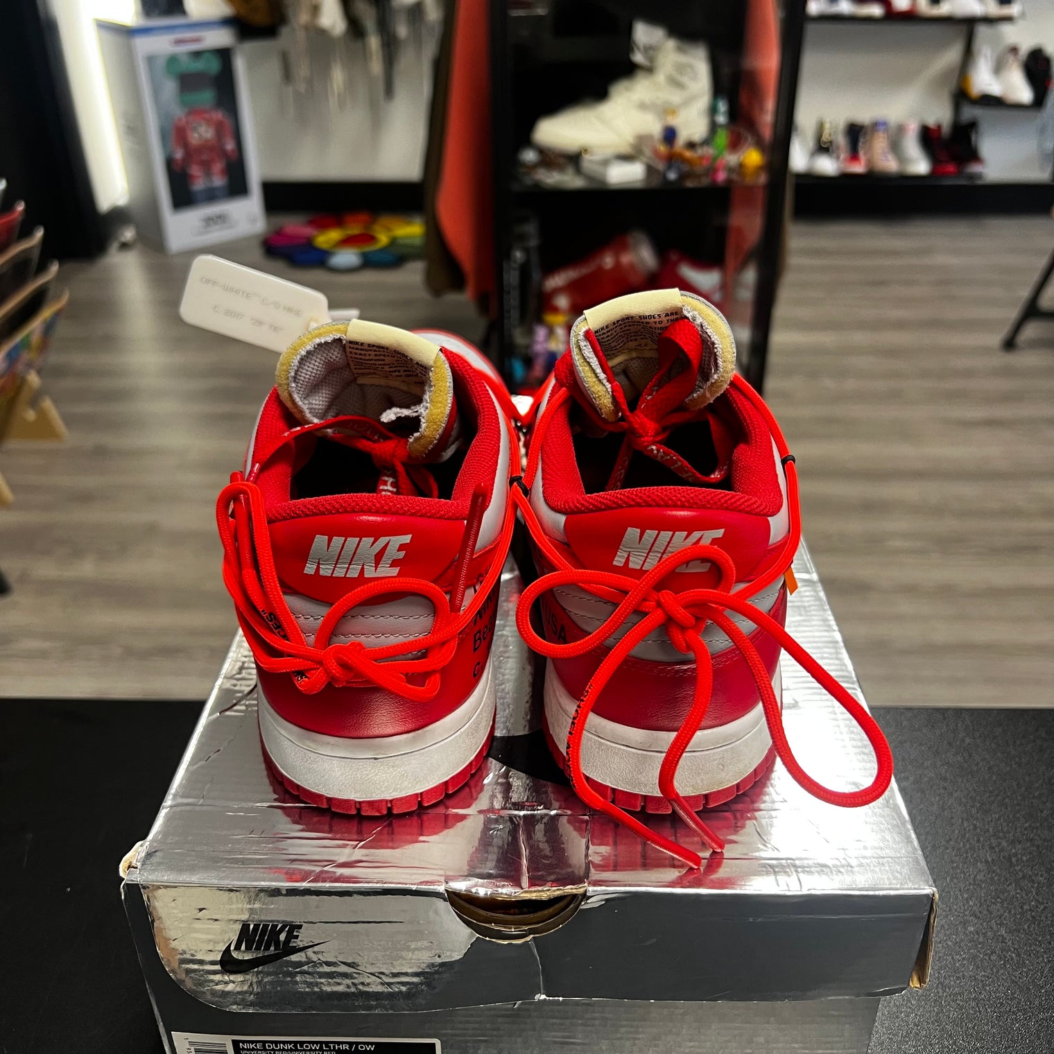 Off-white University Red Dunk Low (USED)
