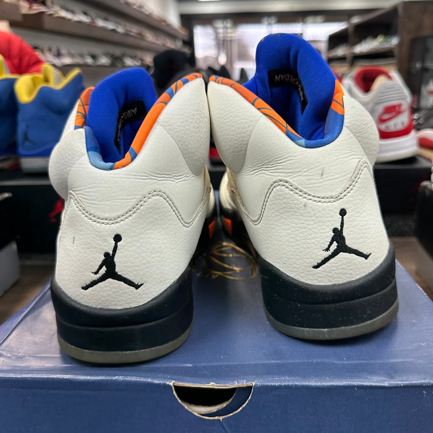 International Flight Jordan 5 (USED)
