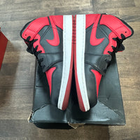 Banned Jordan 1 Mid (2020) (GS) (USED)