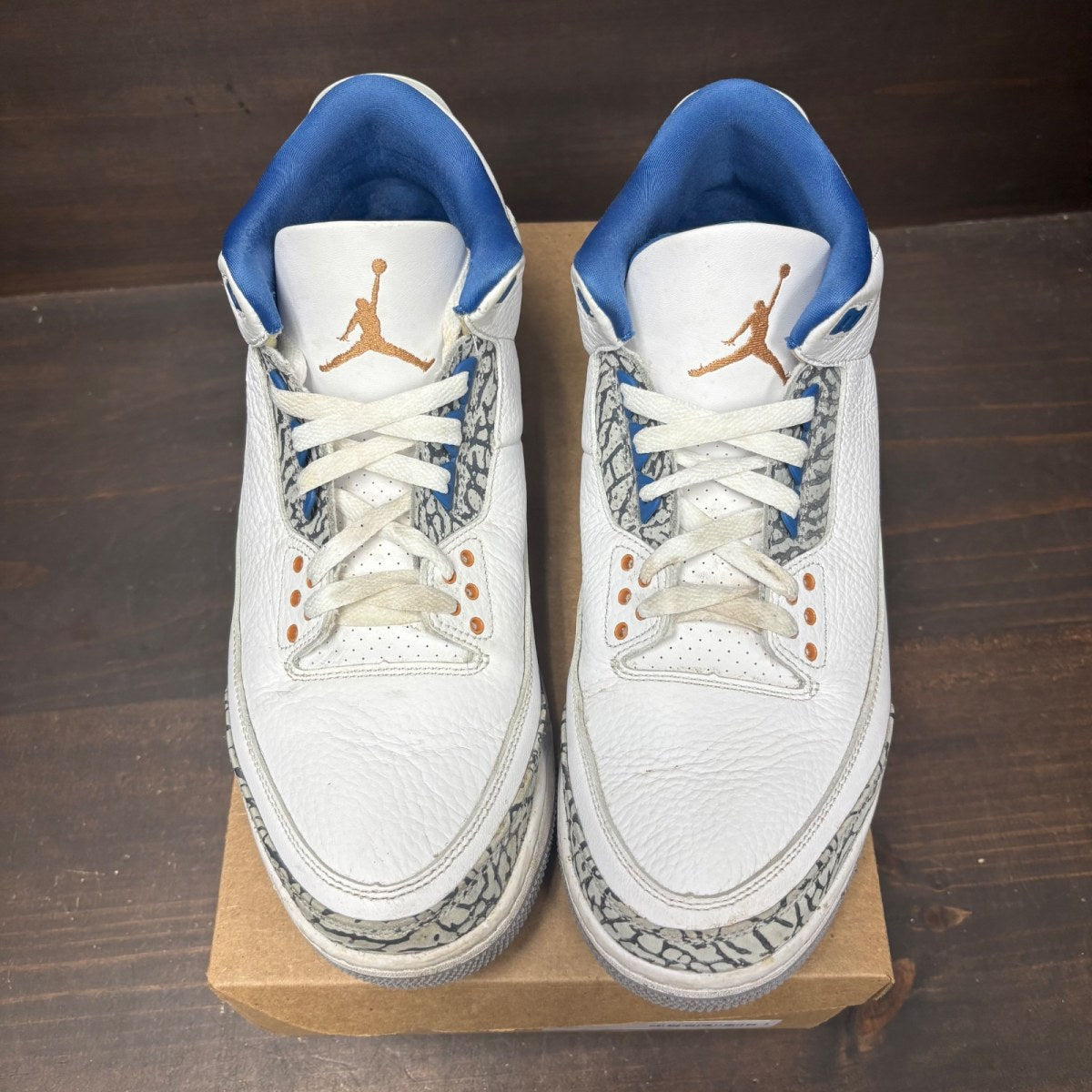 Jordan 3 Retro Wizards Size 12 (Pre-Owned) - Image 3