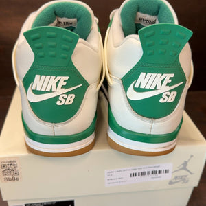 Jordan 4 Retro SB Pine Green Size 10.5 (Pre-Owned) - aux