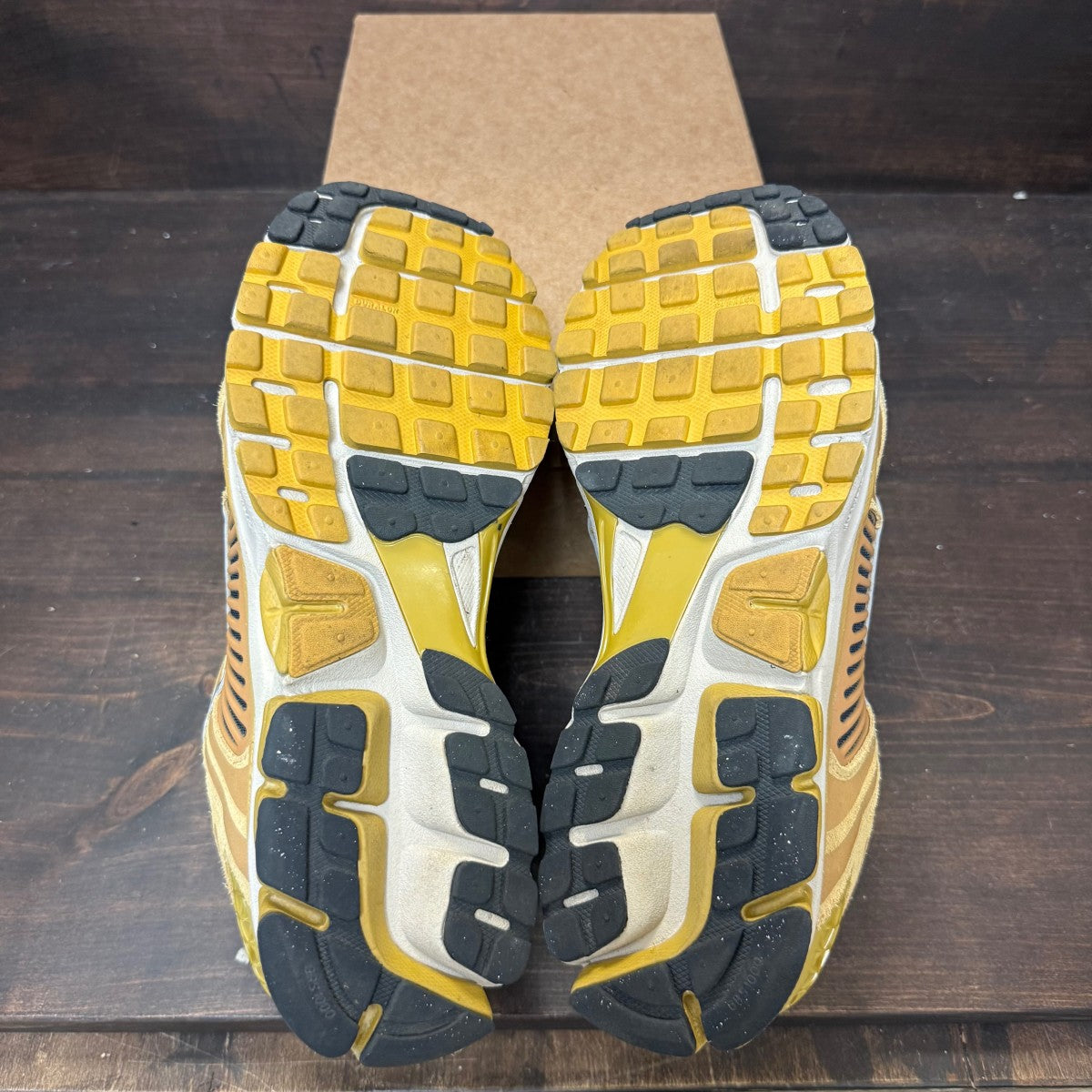 Nike Zoom Vomero 5 Ochre Flat Gold Size 13 (Pre-Owned) - Image 7