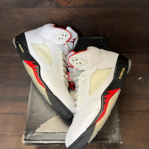 Jordan 5 Retro Fire Red Silver Tongue (2020) - Image 2