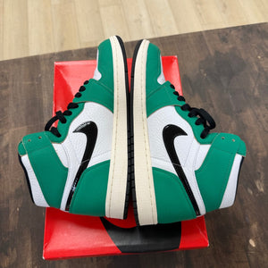 Jordan 1 Retro High Lucky Green (Women's) - Image 4