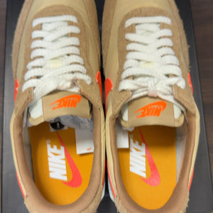 Nike Daybreak Vegas Gold College Orange - Image 5