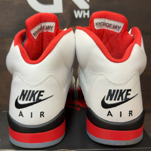 Jordan 5 Retro Fire Red Black Tongue (2025) - Image 4