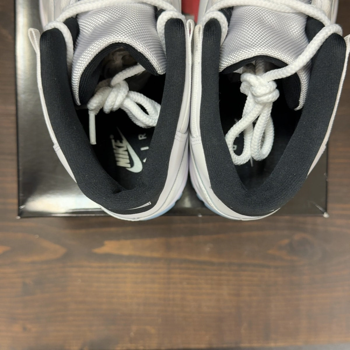 Jordan 11 Retro Legend Blue (2024) - Image 6