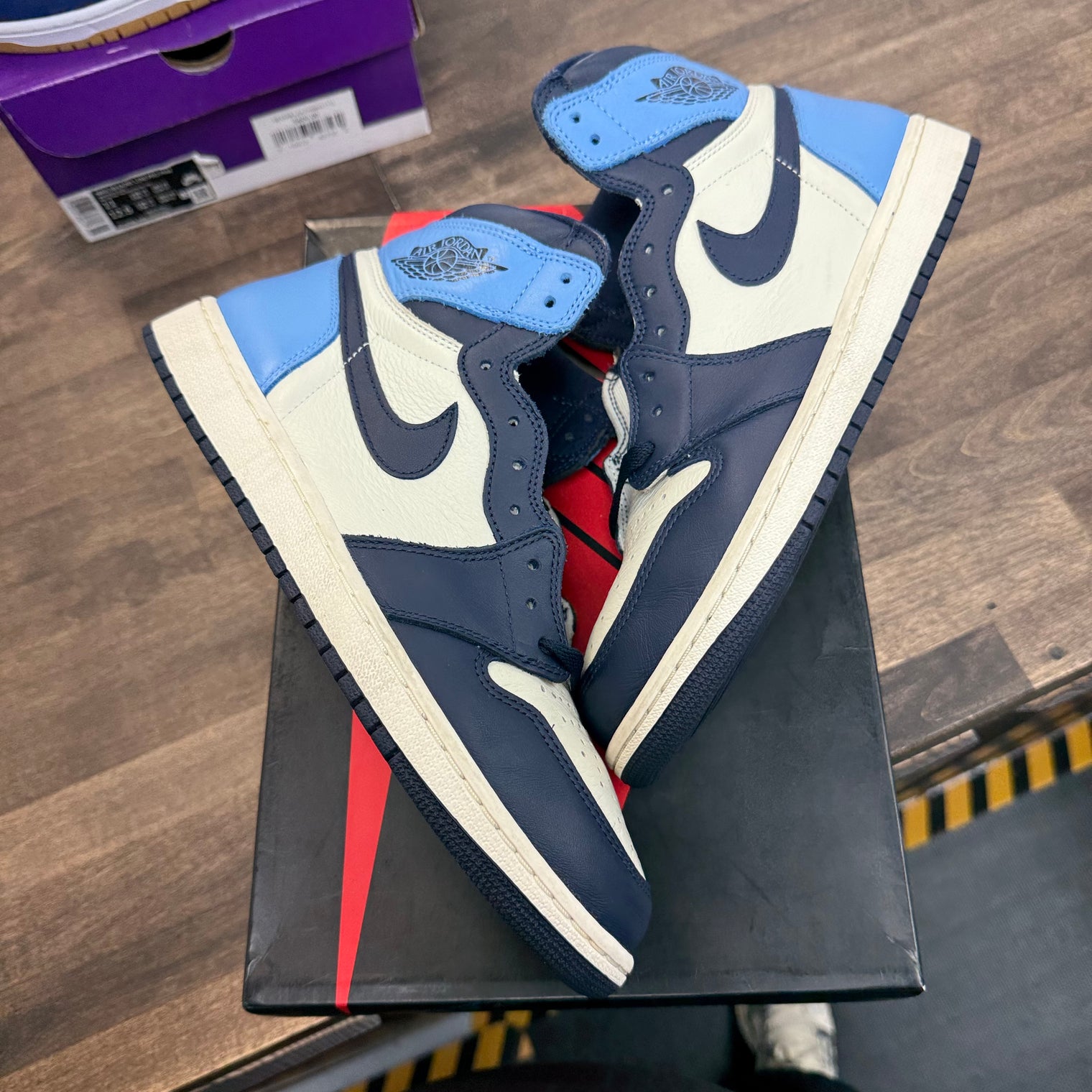 Obsidian Jordan 1 High (USED)