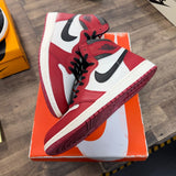 Jordan 1 Retro High OG Chicago Lost and Found Size 11 (Pre-Owned) - Image 1
