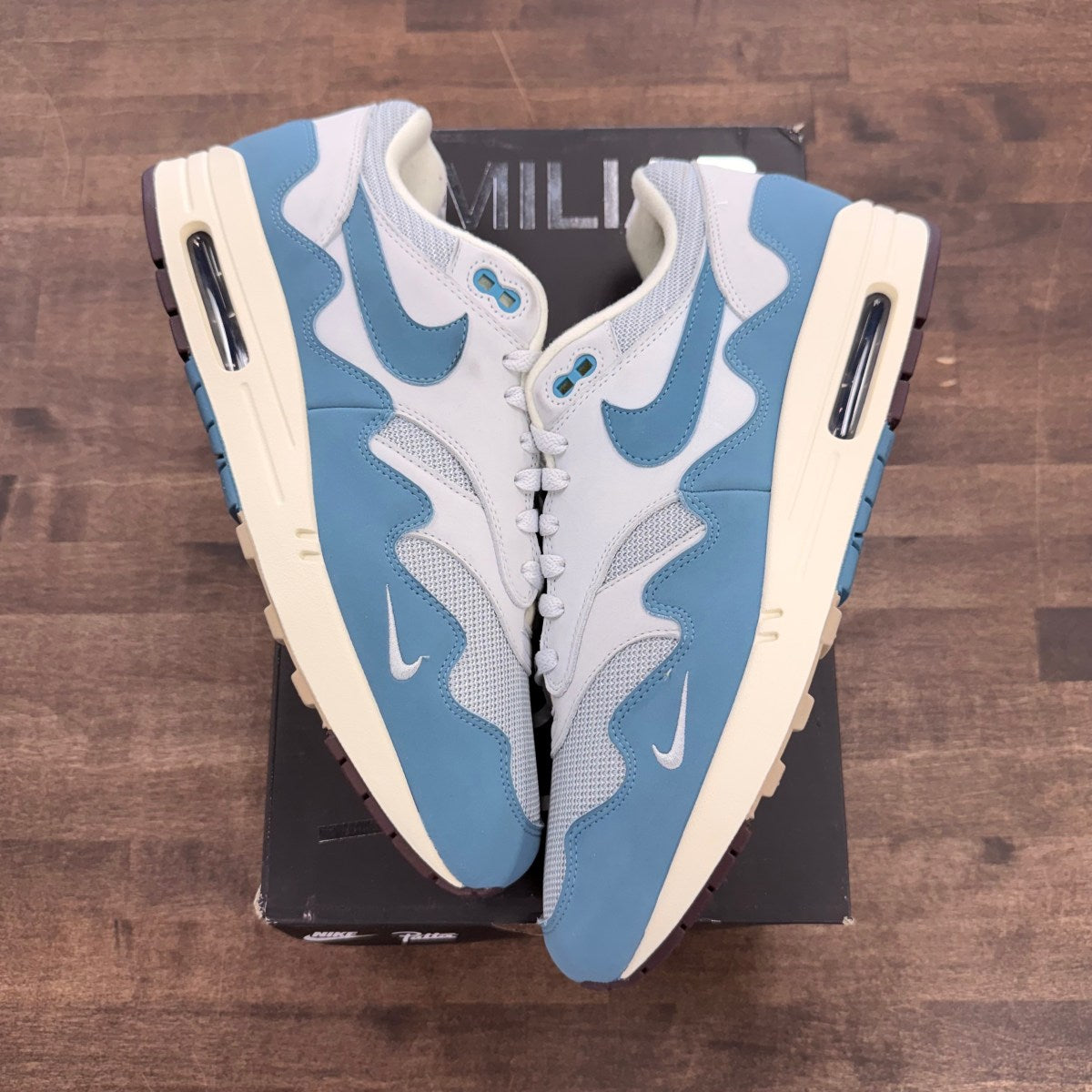 Nike Air Max 1 Patta Waves Noise Aqua (with Bracelet) Size 13 (Pre-Owned) - Image 1