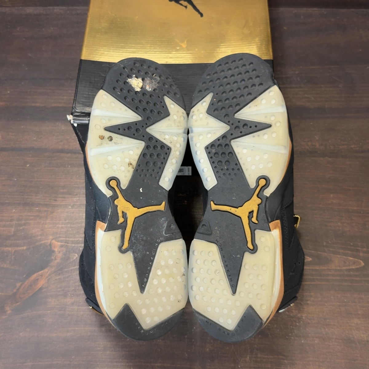 Jordan 6 Retro DMP 2020 (GS) Size 7Y (Pre-Owned)