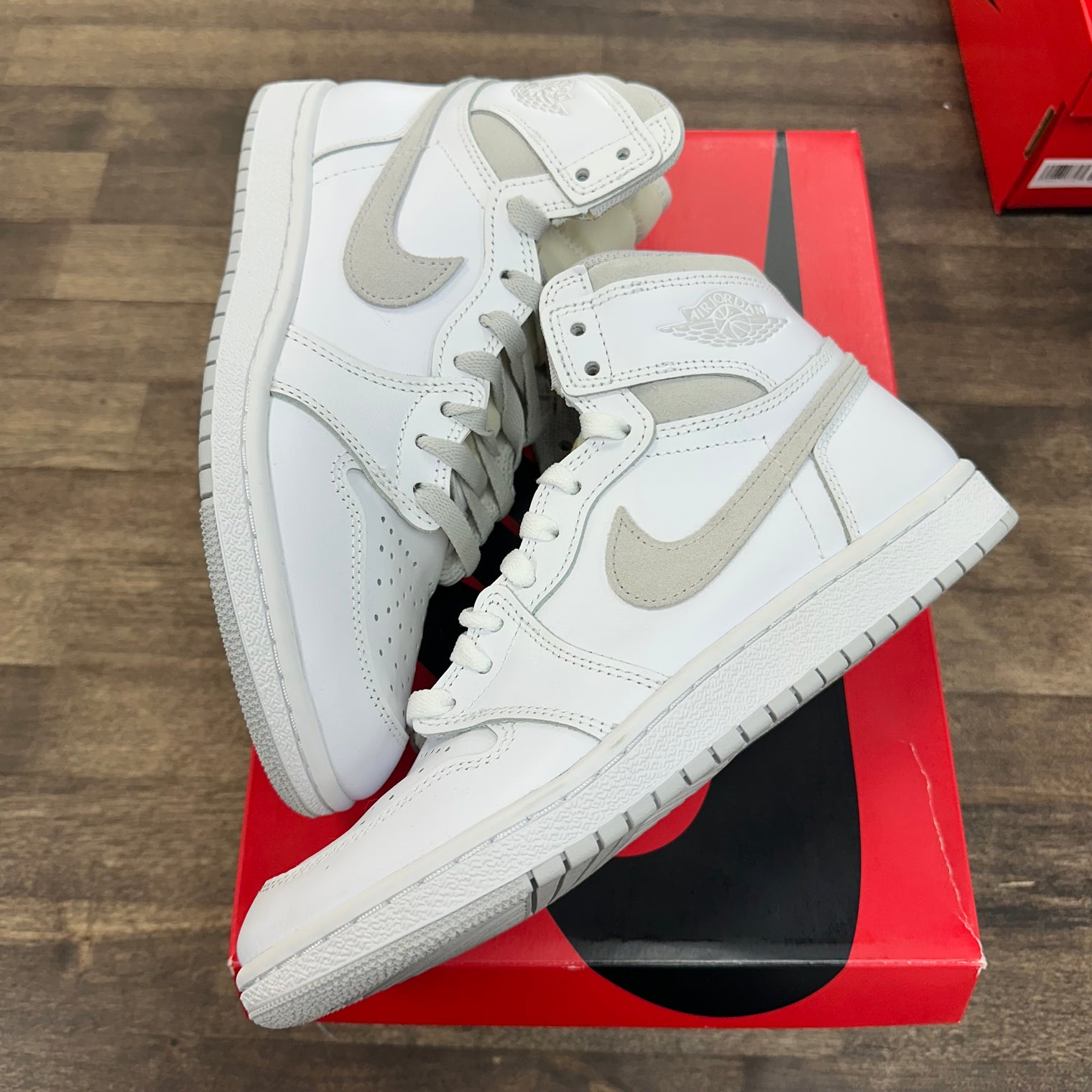 Neutral Grey Jordan 1 High 85 (USED)