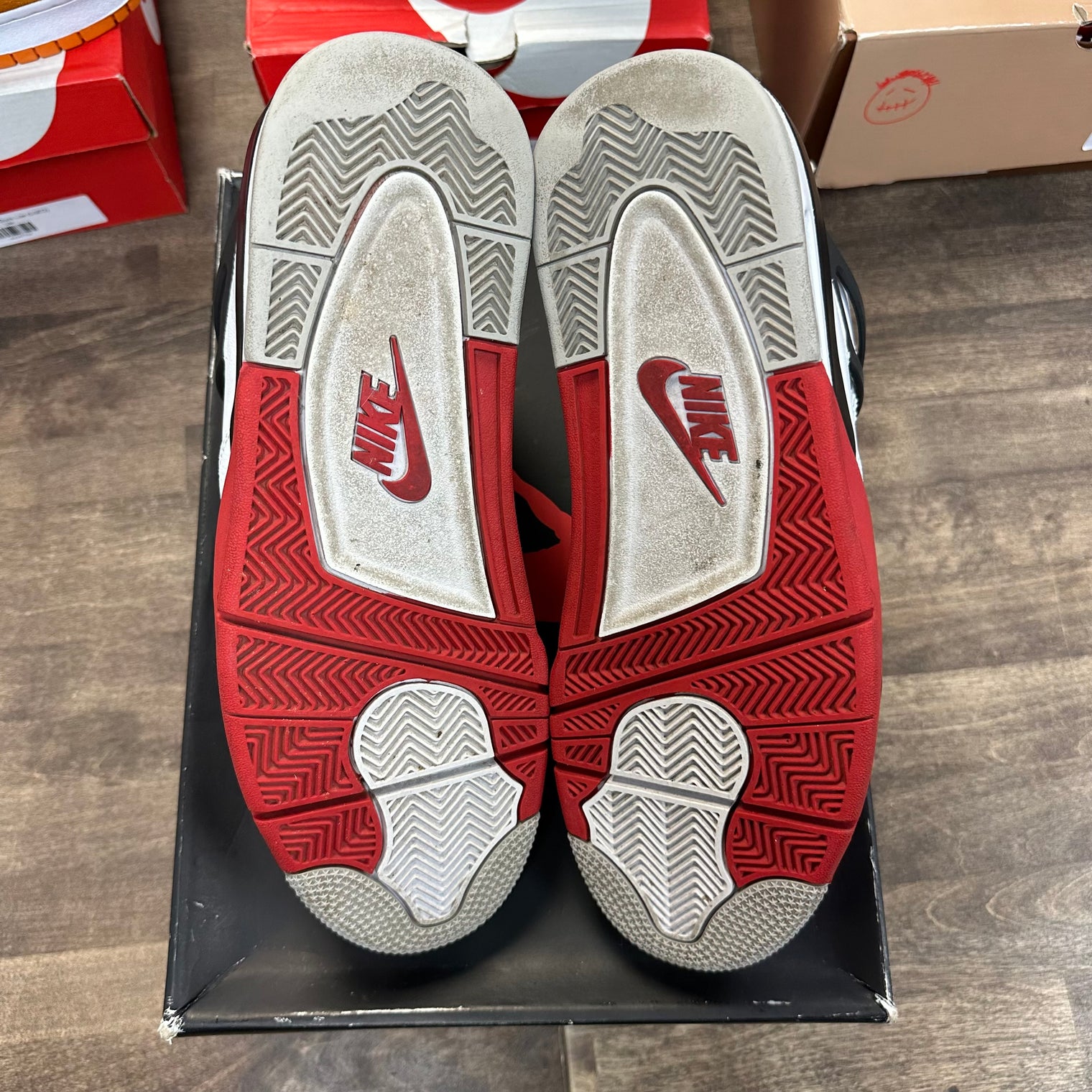 Fire Red Jordan 4 Retro (2020) (USED)