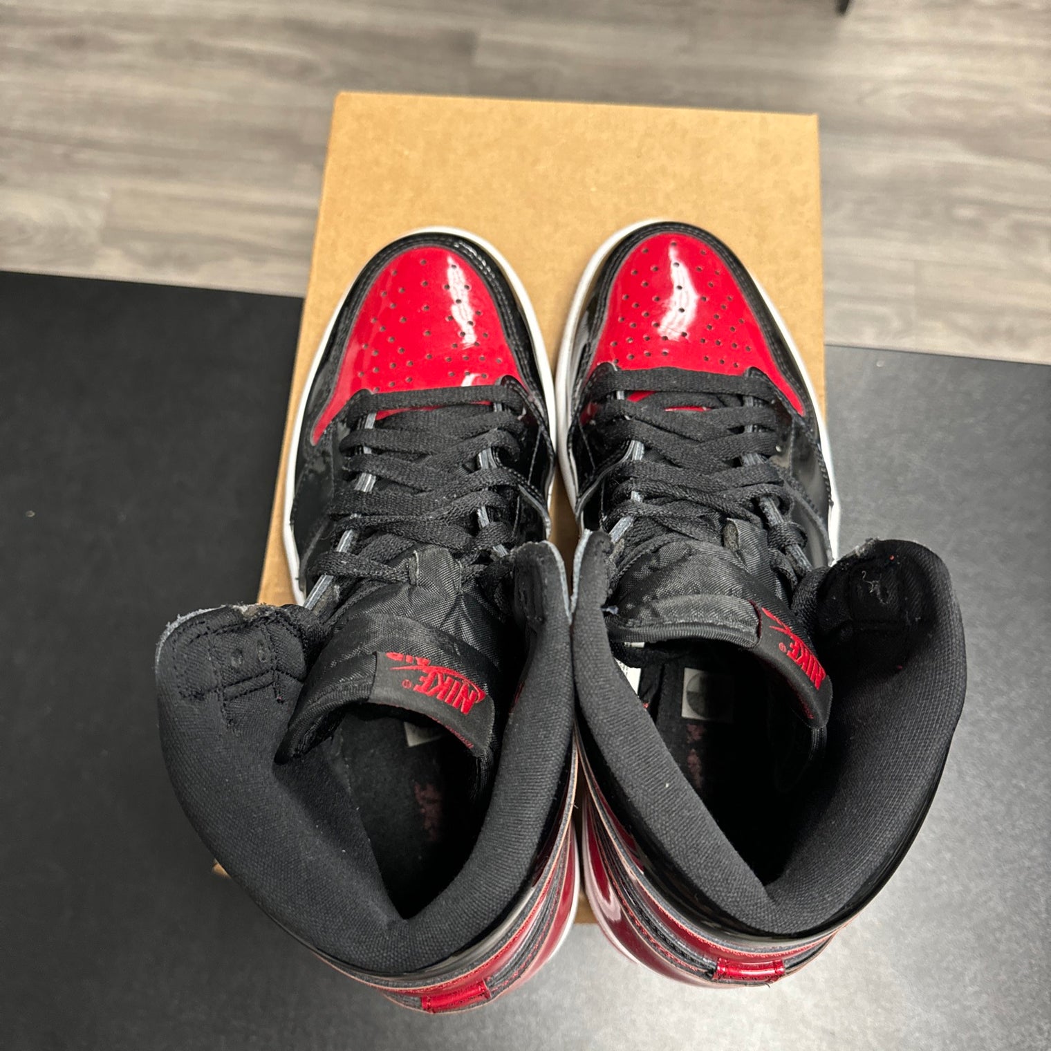 Patent Bred Jordan 1 High (USED, no box)