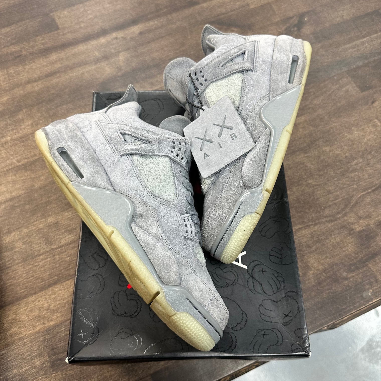 KAWS Jordan 4 Grey (USED)
