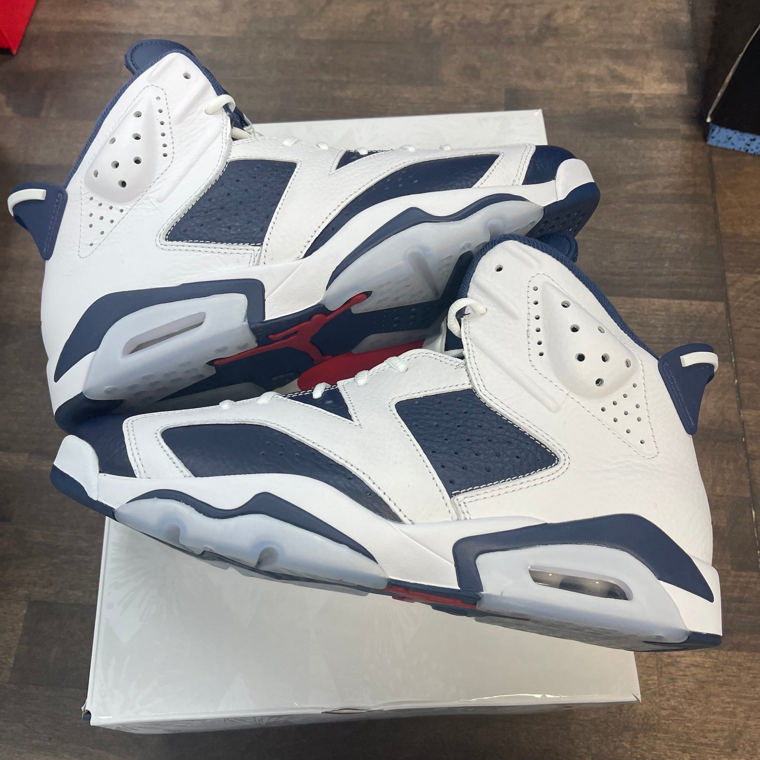 Olympic Jordan 6 (USED)