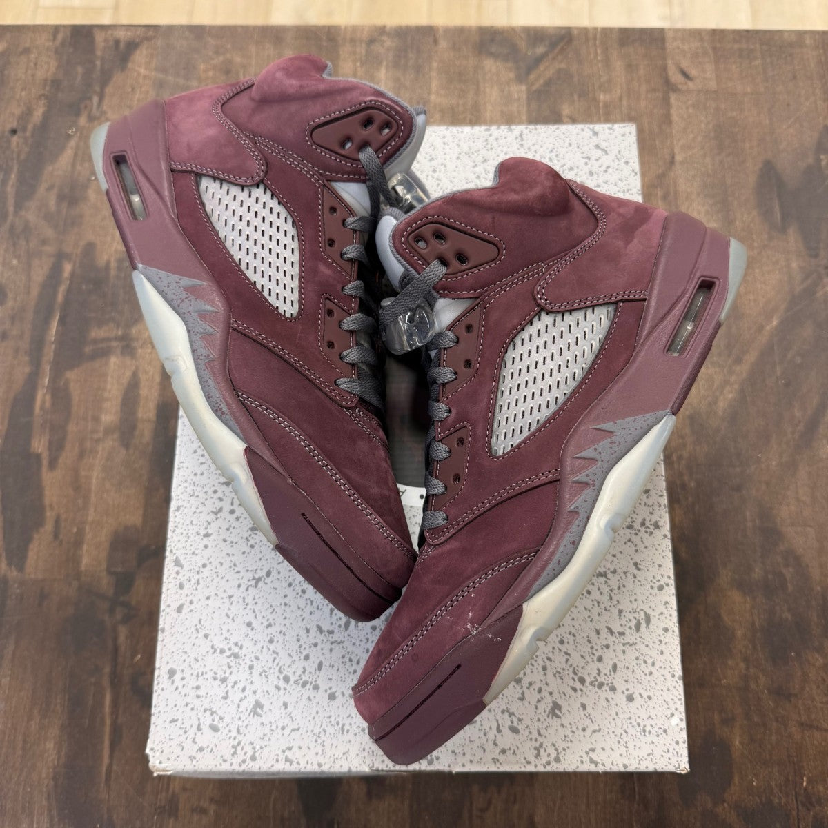Jordan 5 Retro Burgundy (2023) - Image 1