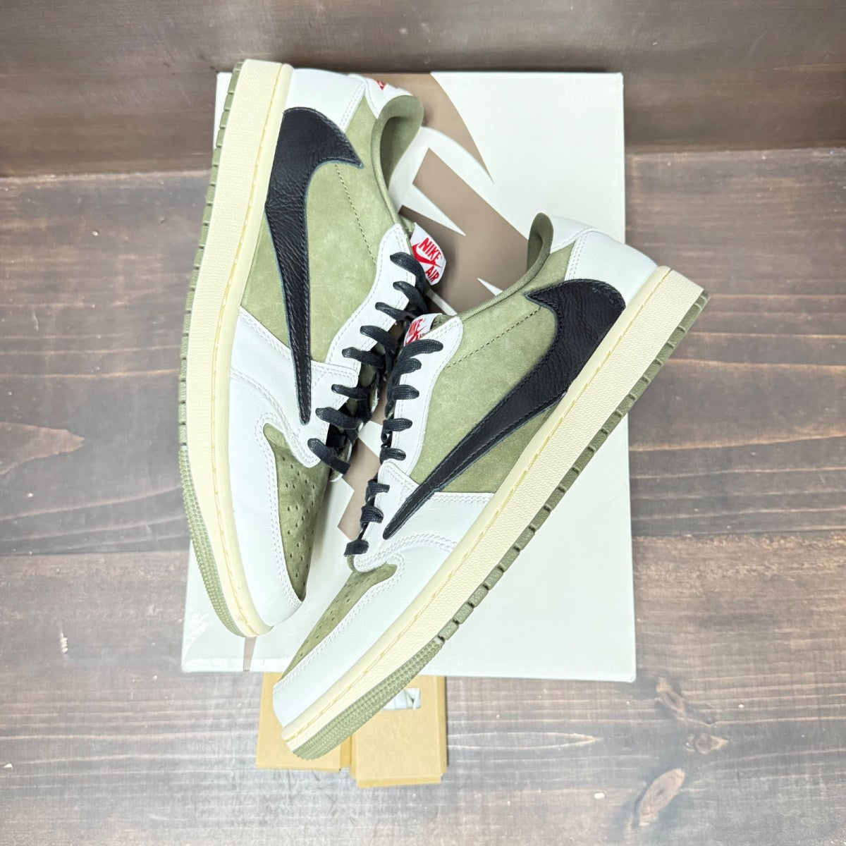 Jordan 1 Retro Low OG SP Travis Scott Medium Olive - Image 4