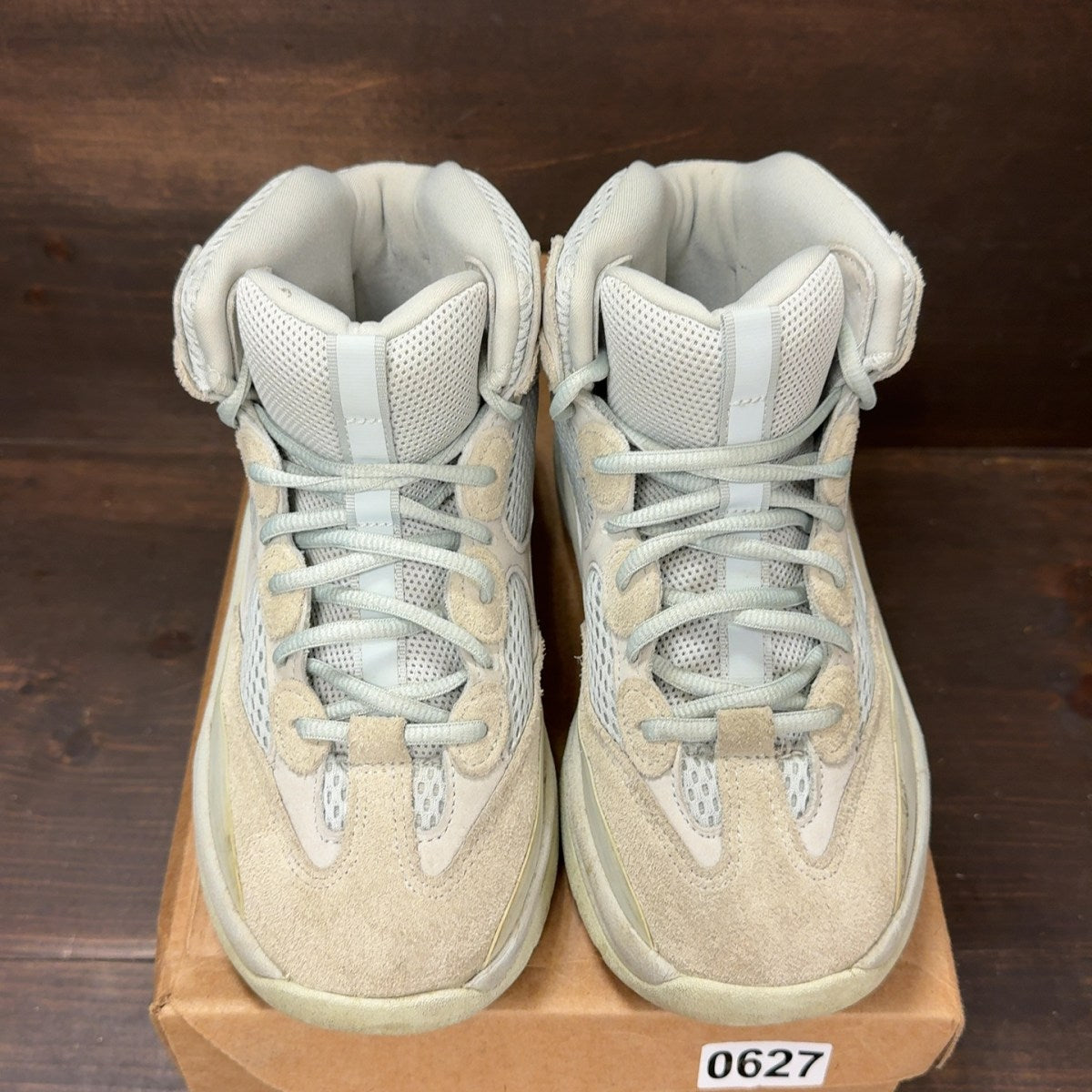 adidas Yeezy Desert Boot Salt Size 5.5 (Pre-Owned) - Image 3