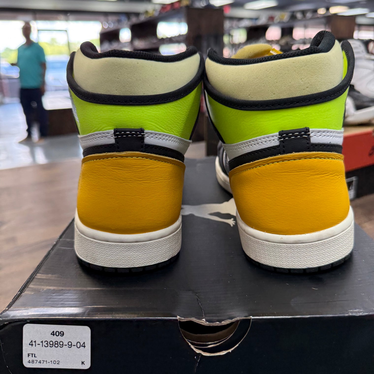 Volt Jordan 1 High (USED, Replacement Box)